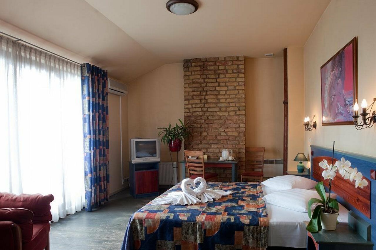 Art Hotel Laine Ρίγα Εξωτερικό φωτογραφία